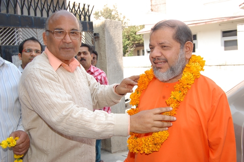 Swami Tejomaya Nanda Ji